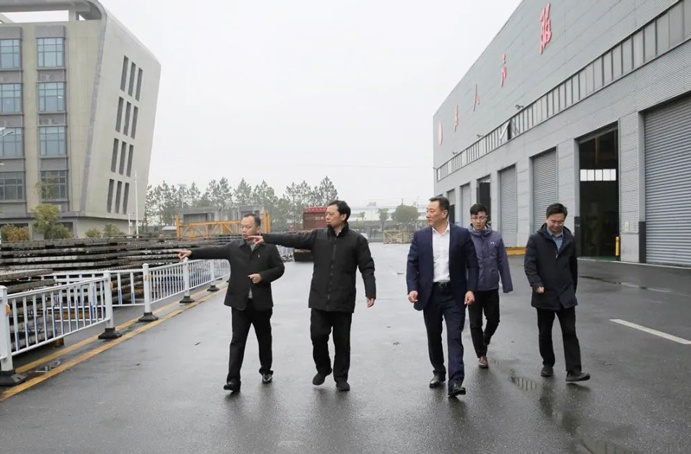 市政公用集團(tuán)黨委副書記、總經(jīng)理萬義輝到市政遠(yuǎn)大公司調(diào)研指導(dǎo)